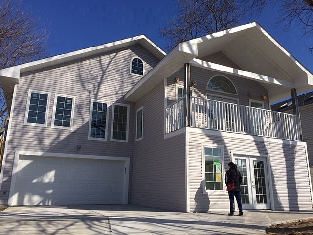 1st image of 507 S Long Beach Ave
