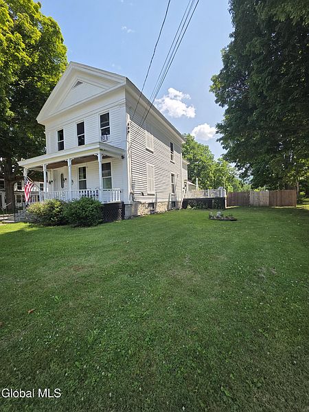 2nd image of 1558 Clauverwie Road