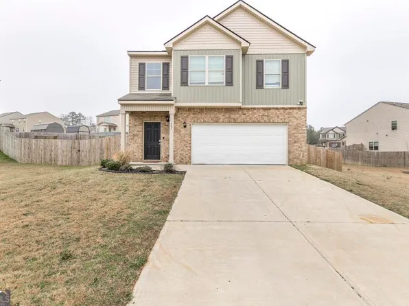 305 Longbridge Way, Perry, GA 31069