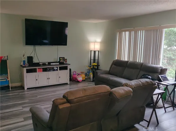 8901 Serapis Ave APT 26, Downey, CA 90240