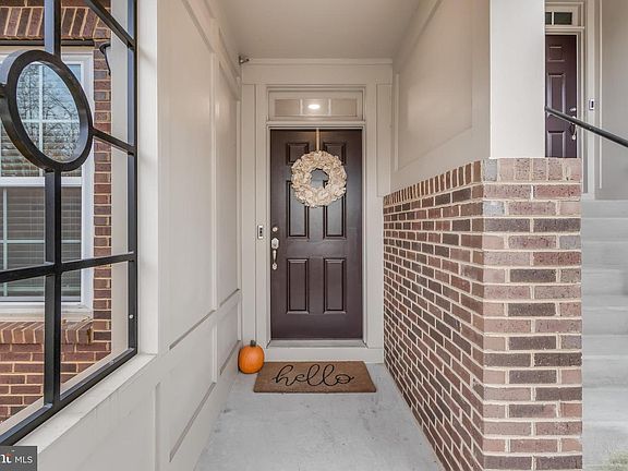 3rd image of 5513 Lanteen St