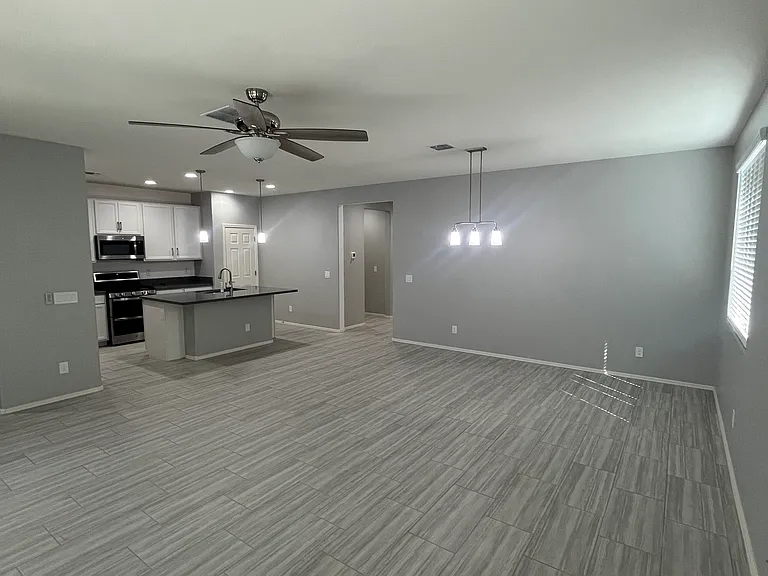21013 W Almeria Rd — Photo 29
