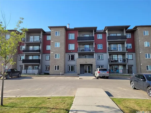 UNIT 403-308 Petterson DRIVE, Estevan, SK S4A 2B8