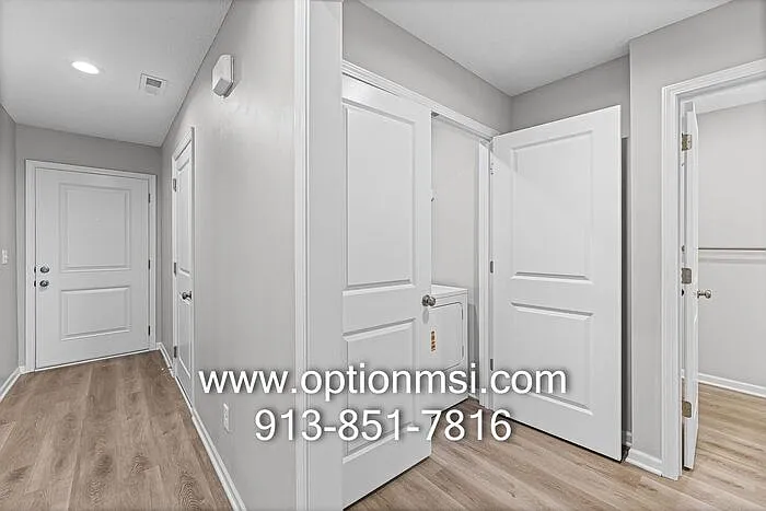 3 bed, 2.0 bath, 1200 sqft, $1,850 — Photo 3