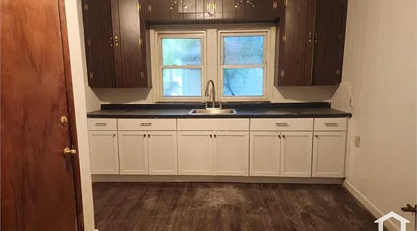 2 bed, 956 sqft, $1,350 — Photo 3