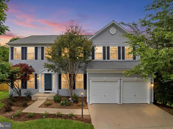 8571 Rothbury Dr, Bristow, VA 20136