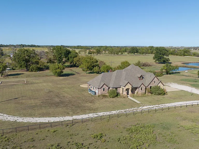 11445 Foutch Rd — Photo 39
