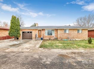 411 16th St, Heyburn, ID 83336