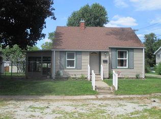 303 E Broad St, South Whitley, IN 46787