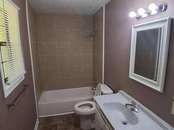 5th image of 1630 Church Ave SE APT 6
