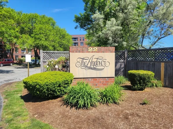 22 Railroad St APT 115, Andover, MA 01810