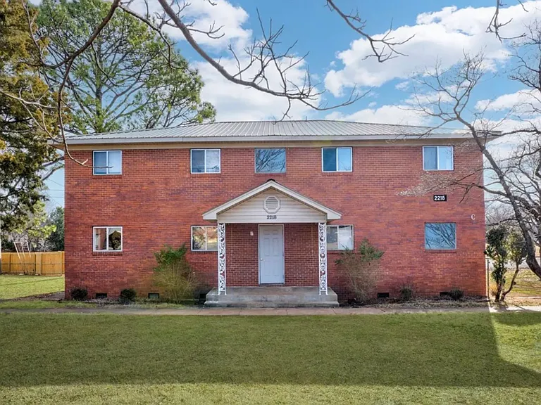 2216 Memorial Pkwy NW #B1 — Photo 14