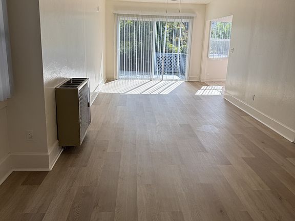 3rd image of 2813 Elm St APT 1