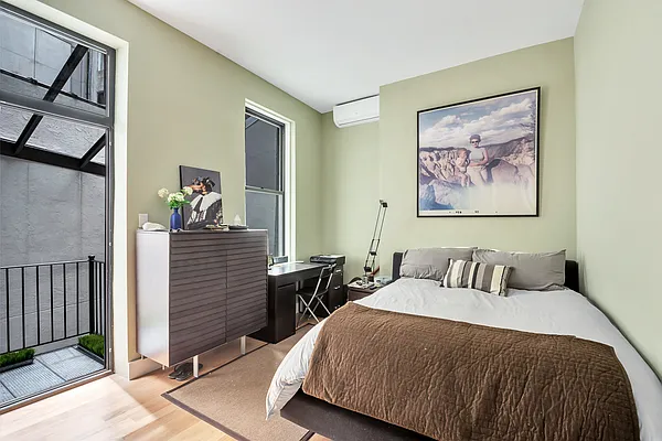 Rented by Compass | media 18