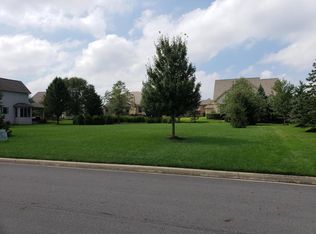 5556 Medallion Dr W, Westerville, OH 43082