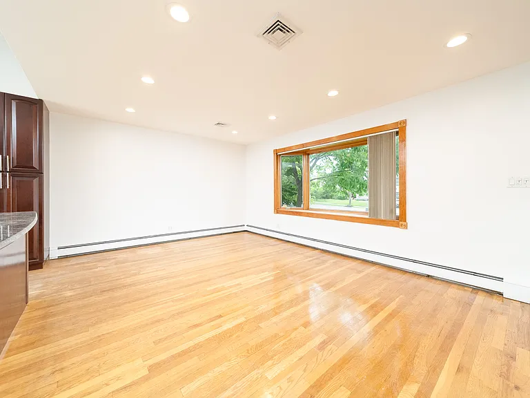 6 Manor Dr — Photo 9