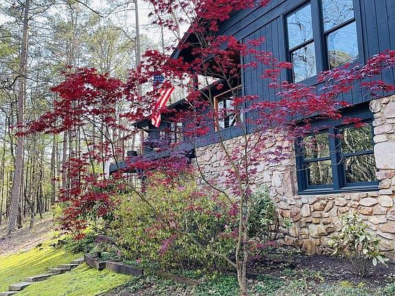 4th image of 22920 Denny Rd
