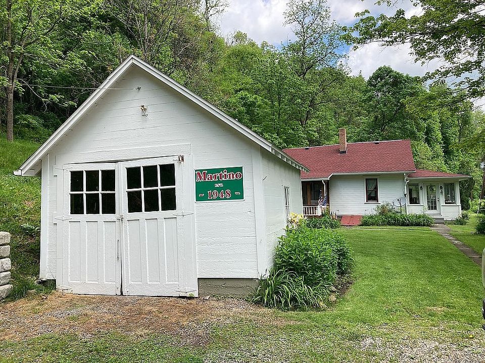 2nd image of 3806 Cross Creek Rd