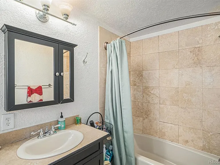 3726 Decatur St — Photo 6