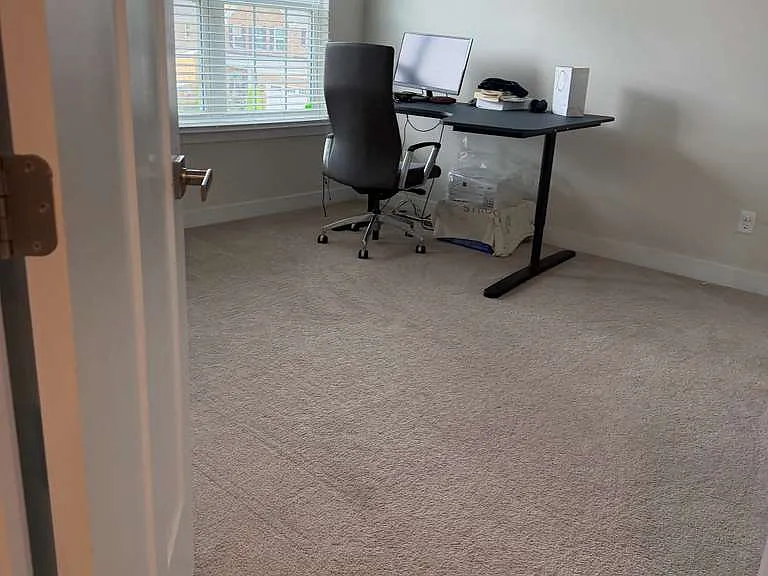 300 Finnegan Ct — Photo 23