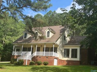 275 Ashley Dr, Grant, AL 35747