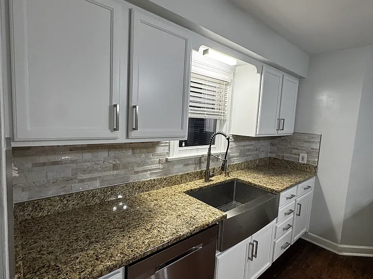 2324 S 58th St — Photo 20