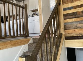 917 Academy Heights Dr, Greensburg, PA 15601