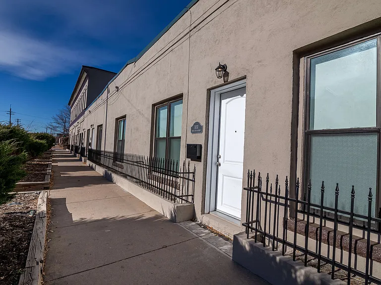 1045 W 14th Ave #205 — Photo 9