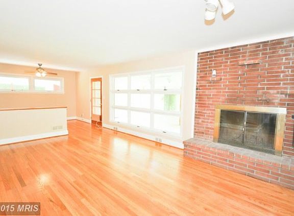 4th image of 1509 Hillside Dr