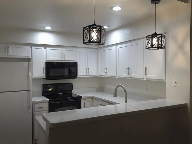 1717 E Union Hills Dr #1095 — Photo 10