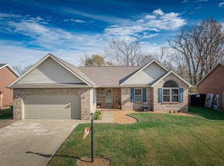 8939 Southport Dr, Evansville, IN