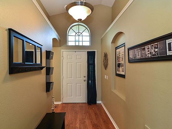 2nd image of 7025 Jamestown Manor Dr