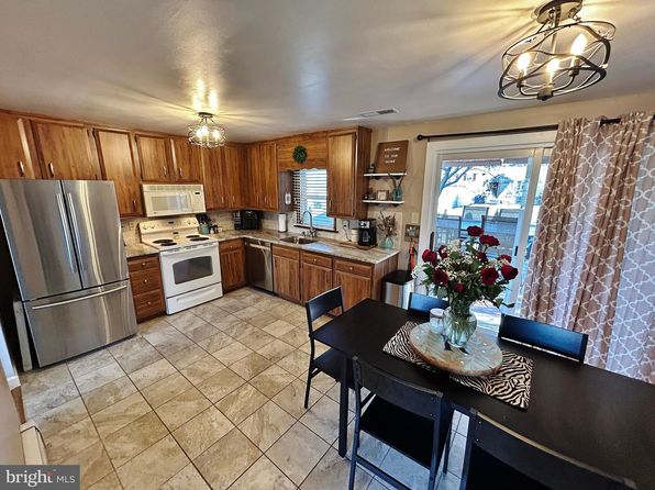 335 Nolt Ave, Willow Street, PA 17584