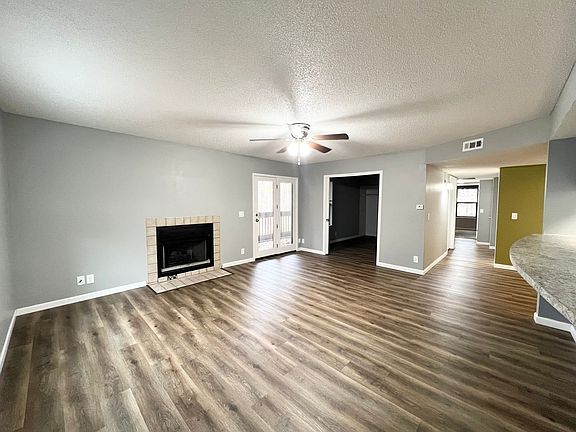 3rd image of 2700 W Willowlake Dr #2714-204