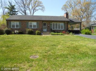 6119 Beachway Dr, Falls Church, VA 22041