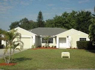 3231 Ruby Red Dr, Naples, FL 34120