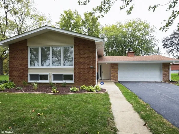 1137 E 163rd St, South Holland, IL 60473