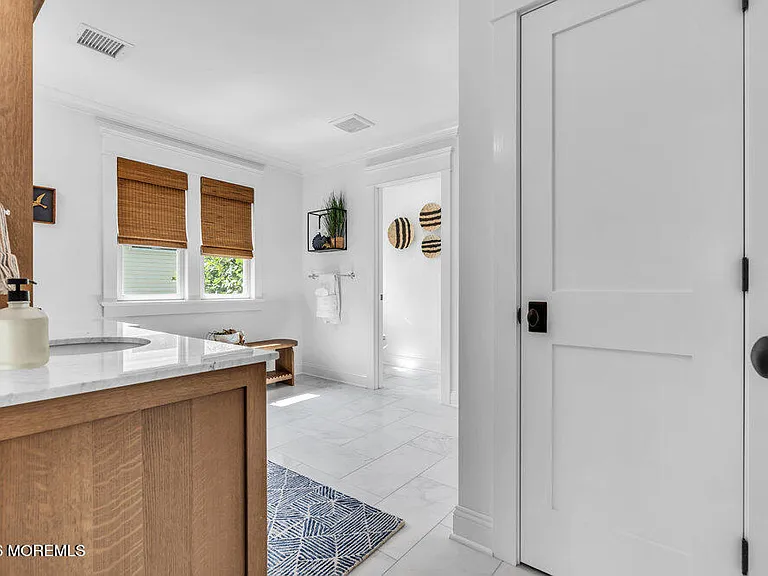 44 Cowart Ave — Photo 34