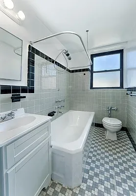 Rented by Bank Neary | media 22