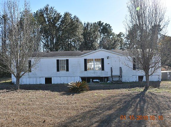 2nd image of 227 Country Ln NE