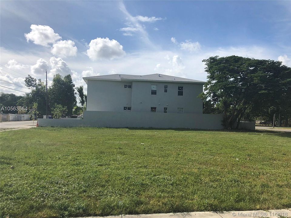 2nd image of 1107 NW 31st St
