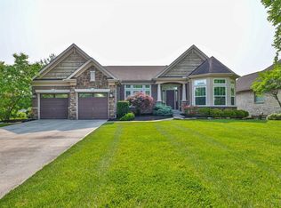 10210 Plantation Pointe Dr, Loveland, OH 45140