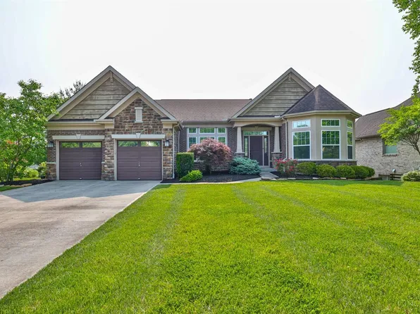 10210 Plantation Pointe Dr, Loveland, OH 45140