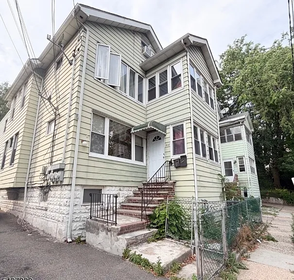 1418 Boa Pl — Photo 1
