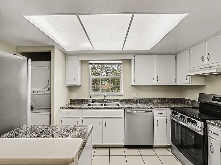 3135 Shady Dell Ln #239 — Photo 1