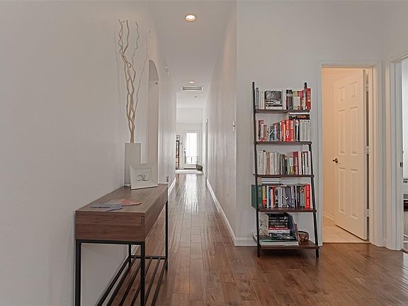 4th image of 12520 Coral Dr