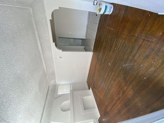 5th image of 318 S McBride Ave #Hppqrmggr