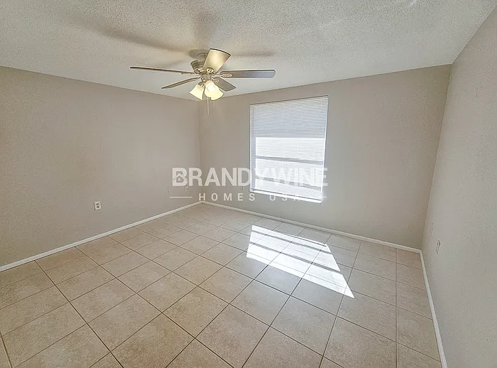 7815 Treasure Pointe Dr — Photo 12