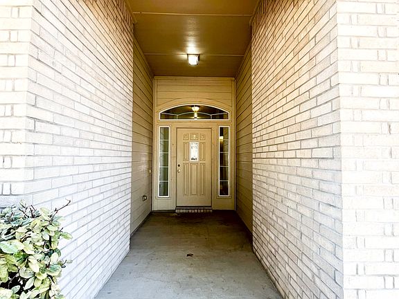 2nd image of 4210 Tumut Ln