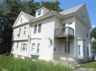 136-140 Washington Ter, Bridgeport, CT 06604